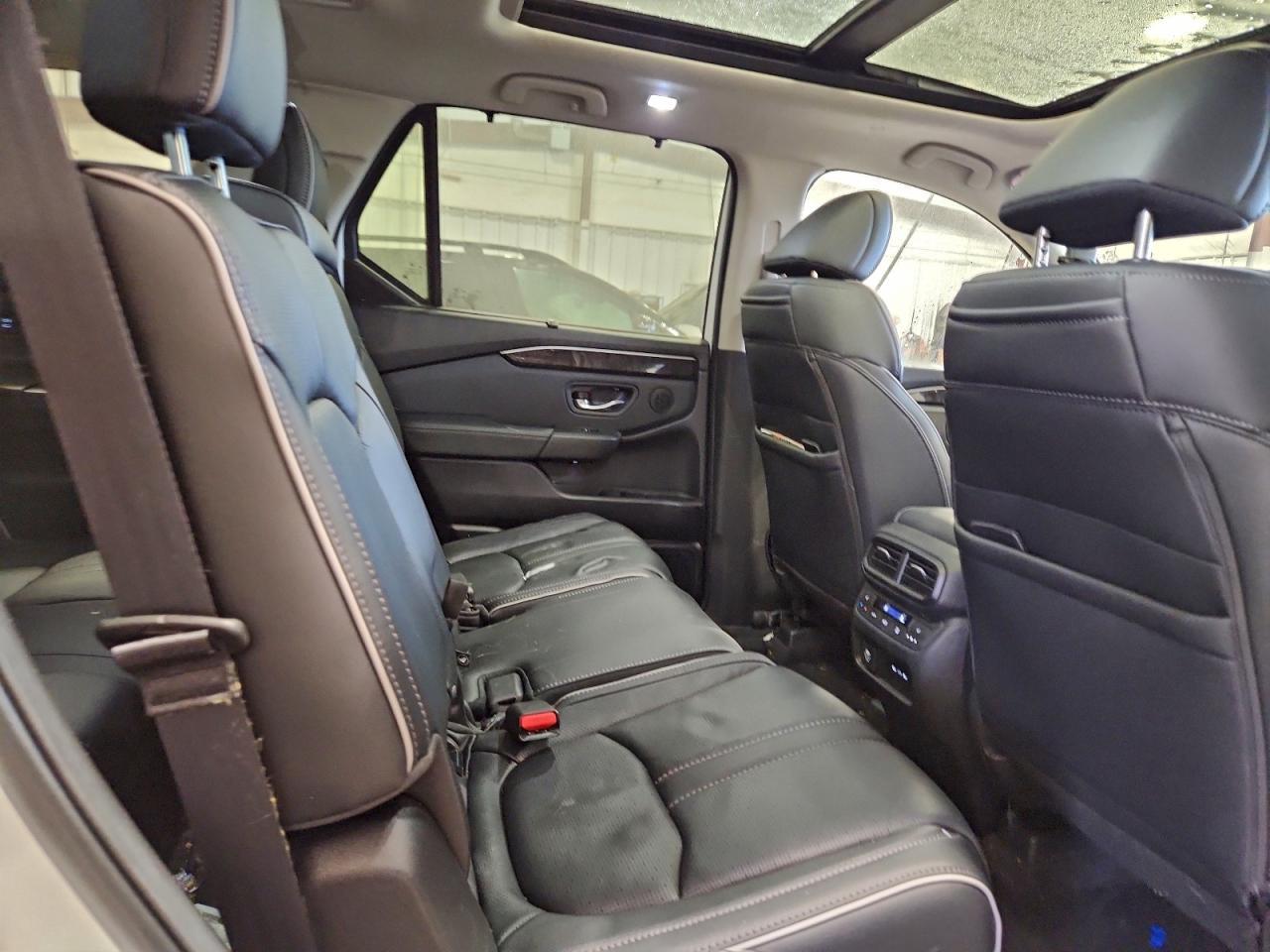 2025 Honda Pilot Elite - zdjęcie 11
