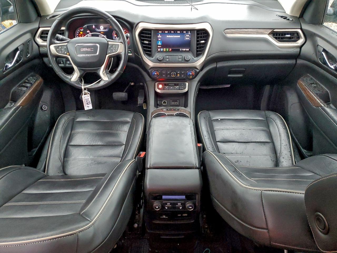 2020 GMC Acadia Denali - zdjęcie 8