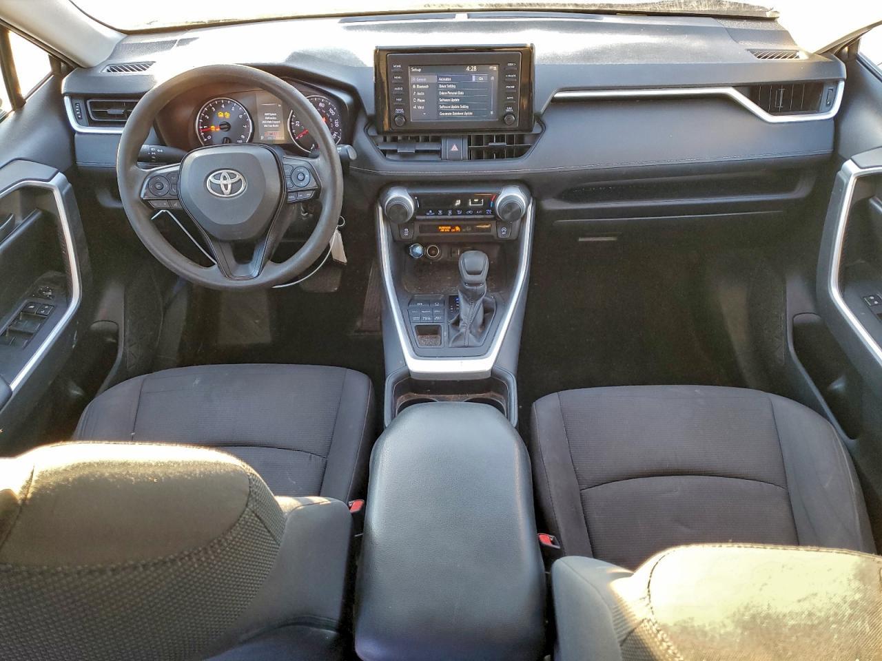 2019 Toyota Rav4 Le - zdjęcie 8