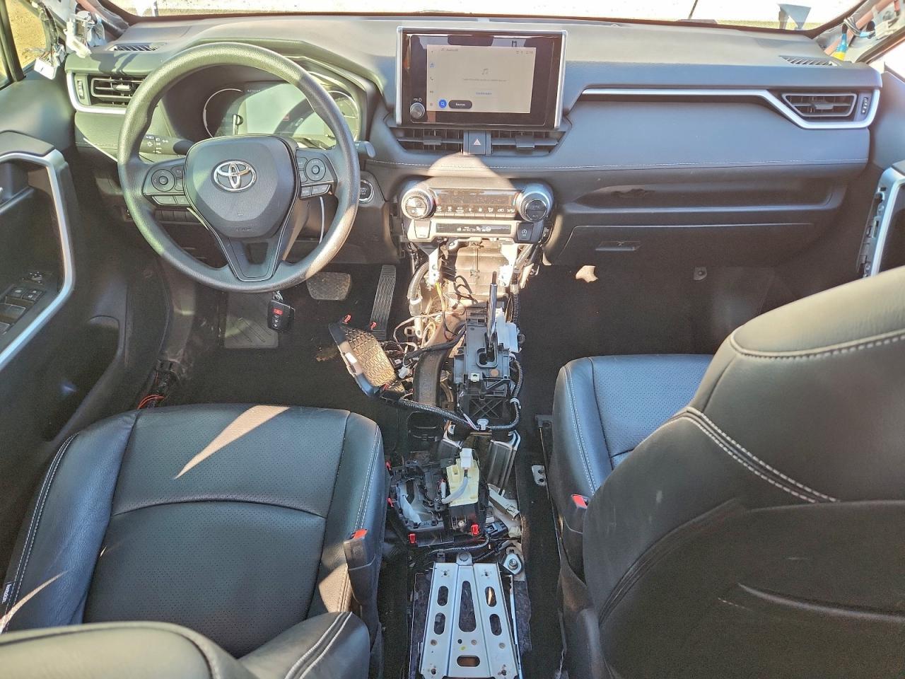 2024 Toyota Rav4 Xle - zdjęcie 8