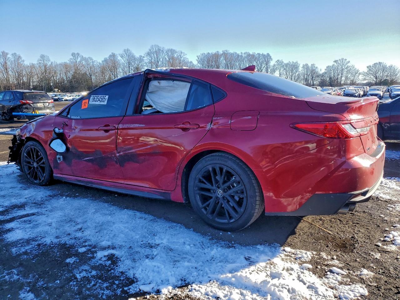 2025 Toyota Camry Xse - zdjęcie 2