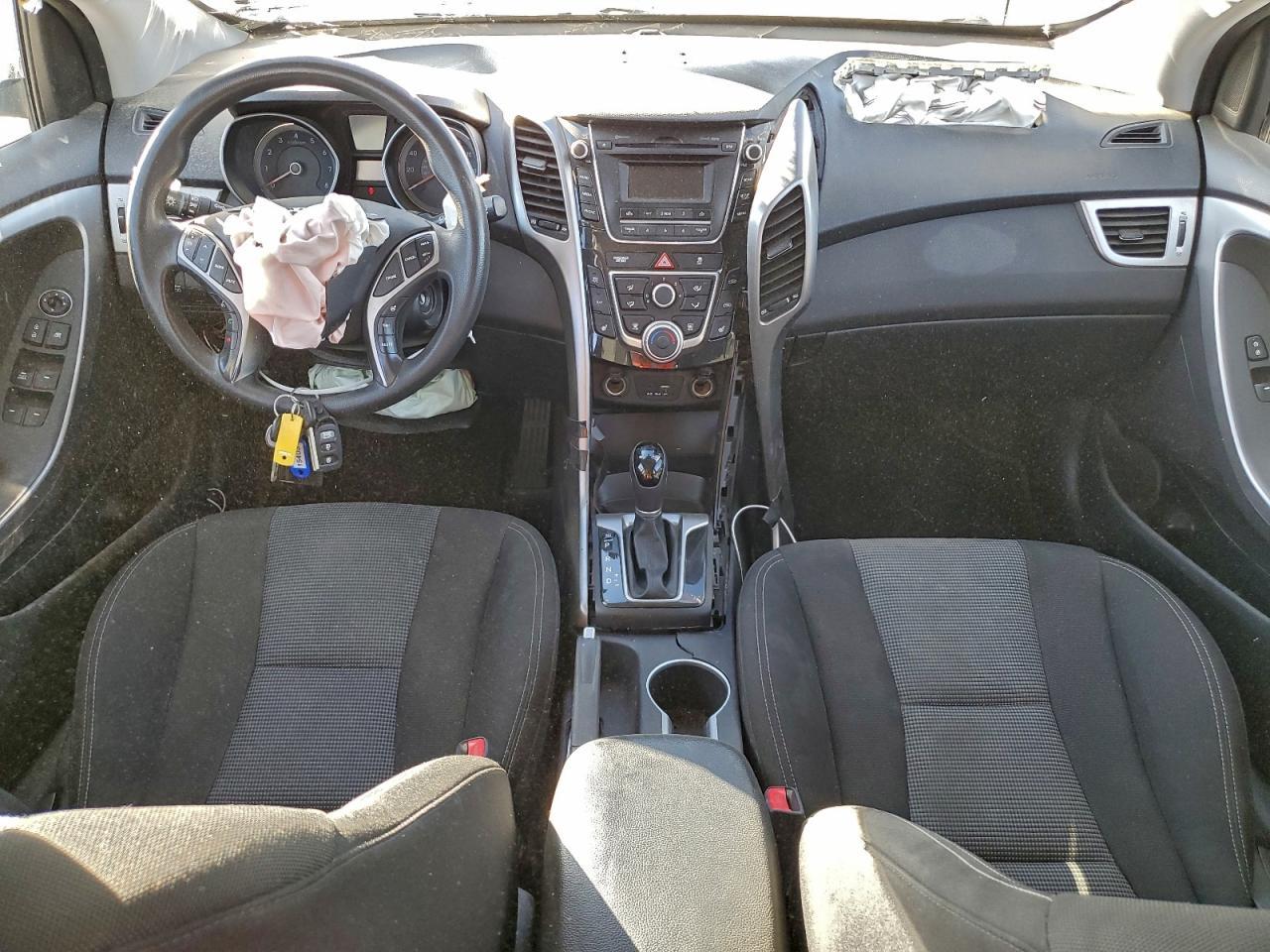 2016 Hyundai Elantra Gt - zdjęcie 8
