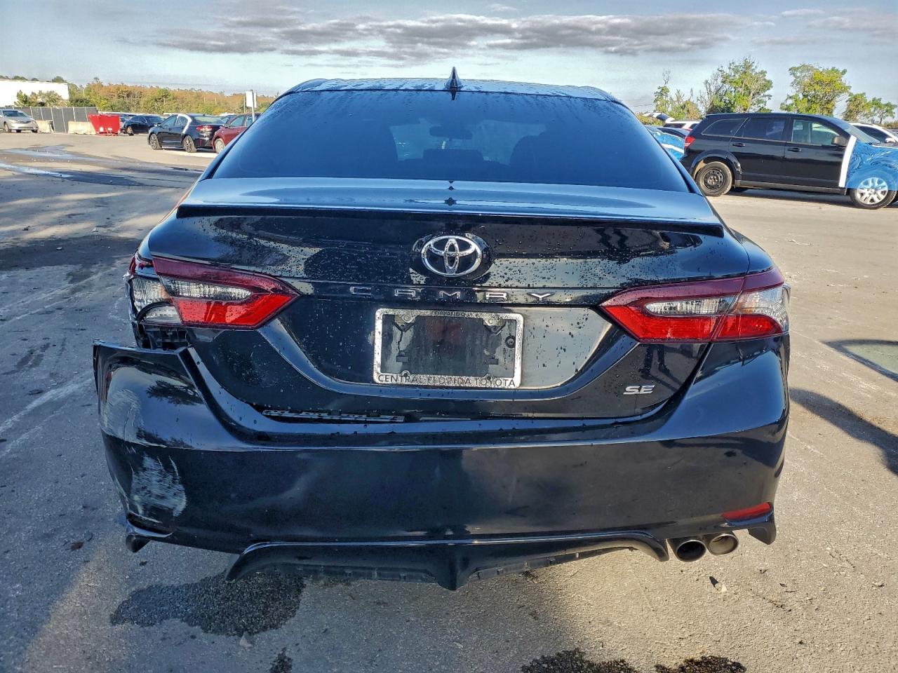 2022 Toyota Camry Se - zdjęcie 6