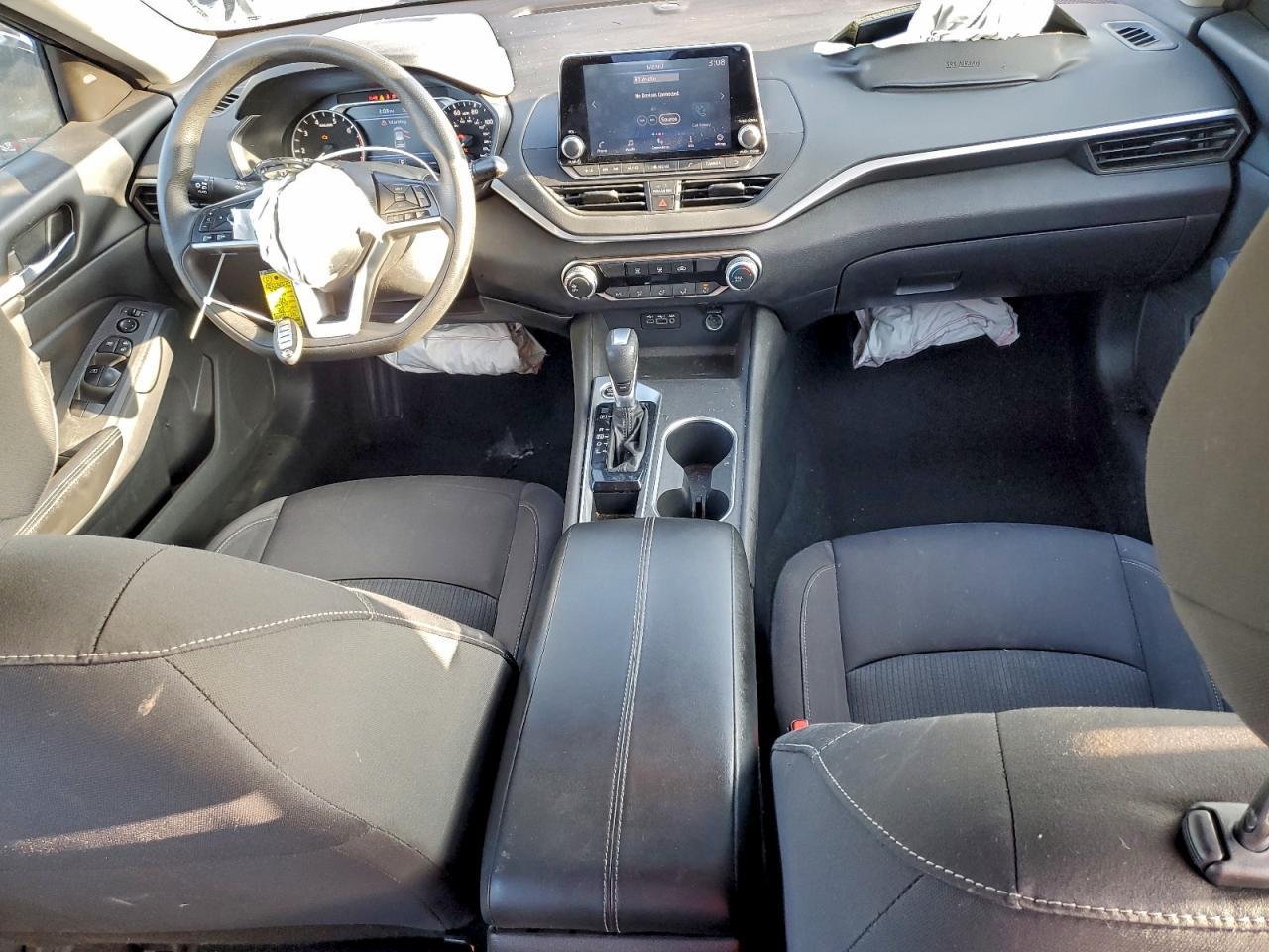 2022 Nissan Altima - zdjęcie 8