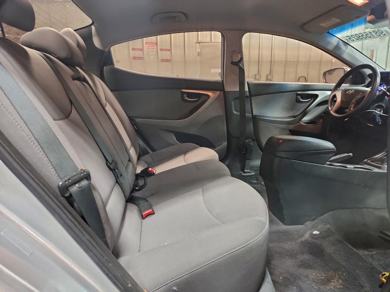 2016 Hyundai Elantra Se - zdjęcie 10