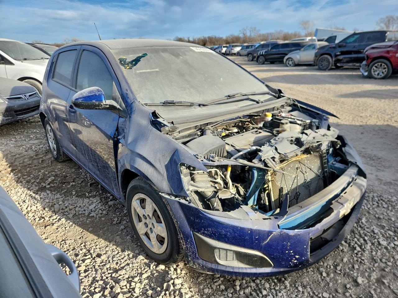 2014 Chevrolet Sonic Ls - zdjęcie 4