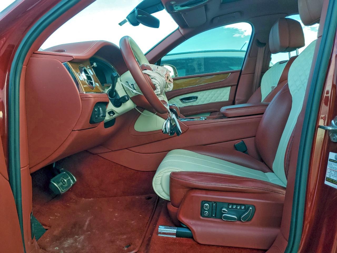 2021 Bentley Bentayga - zdjęcie 7