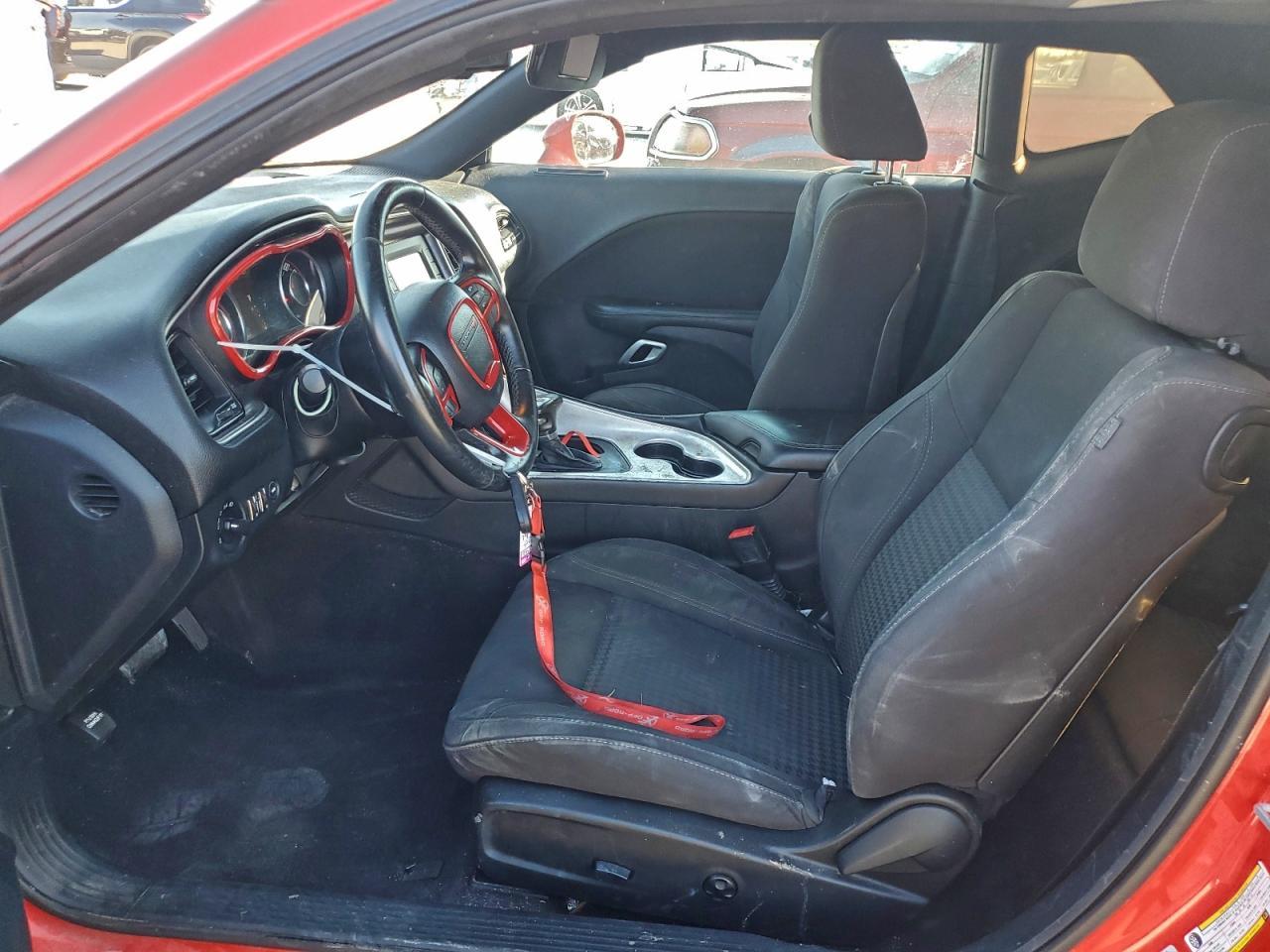 2015 Dodge Challenger Sxt - zdjęcie 7