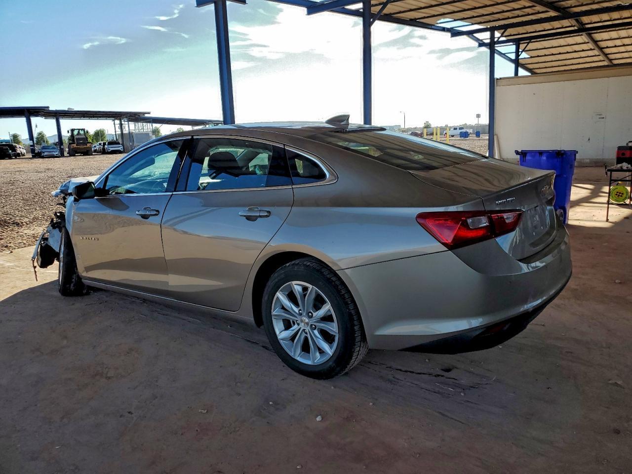 2024 Chevrolet Malibu Lt - zdjęcie 2