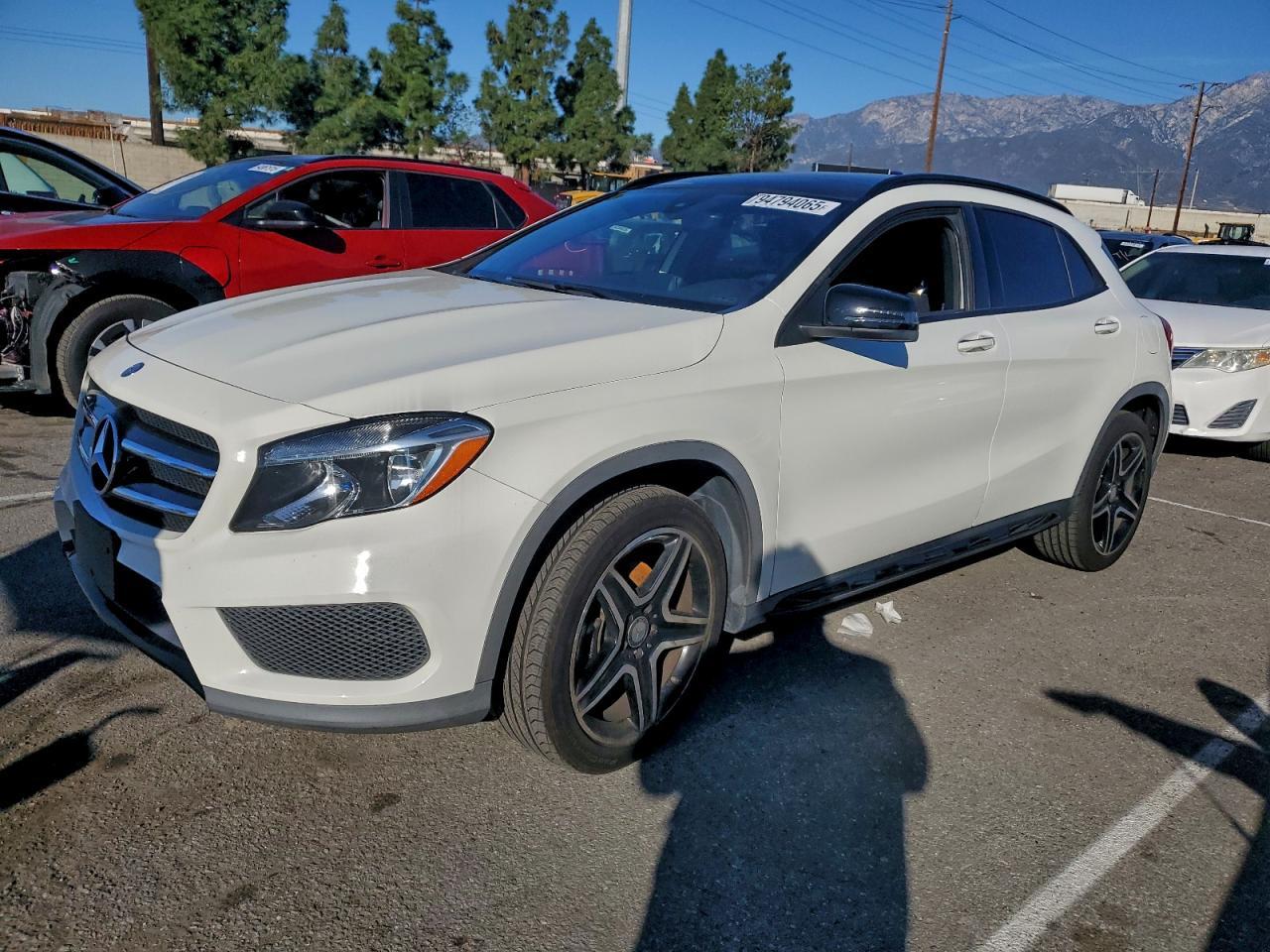 2017 Mercedes-Benz Gla 250 - zdjęcie główne