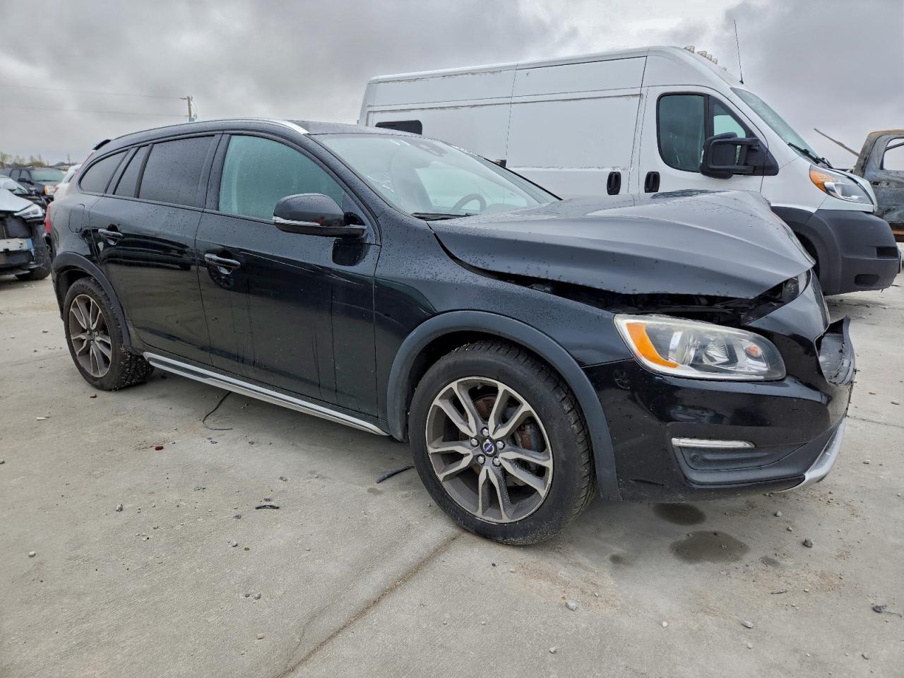 2015 Volvo V60 Cross Country Premier - zdjęcie 4