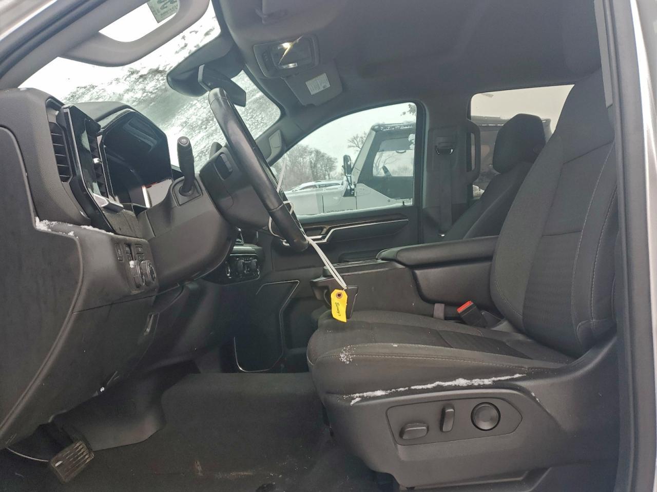 2022 Chevrolet Silverado K1500 Lt - zdjęcie 7