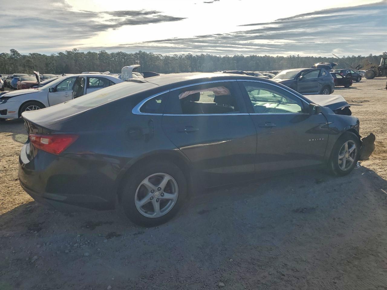 2016 Chevrolet Malibu Ls - zdjęcie 3
