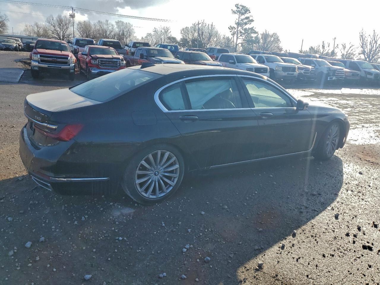 2022 BMW 740 I - zdjęcie 3
