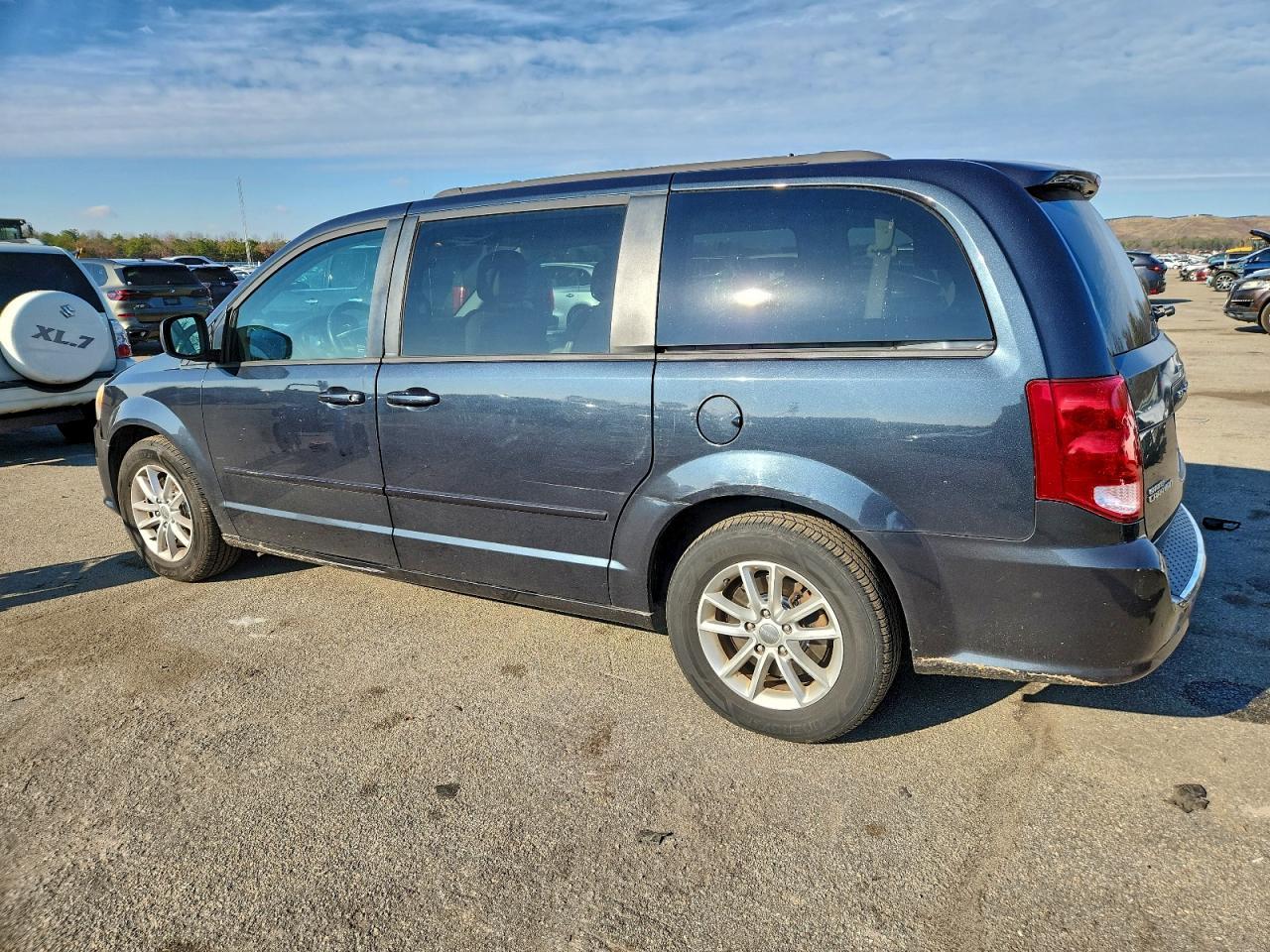2014 Dodge Grand Caravan Sxt - zdjęcie 2
