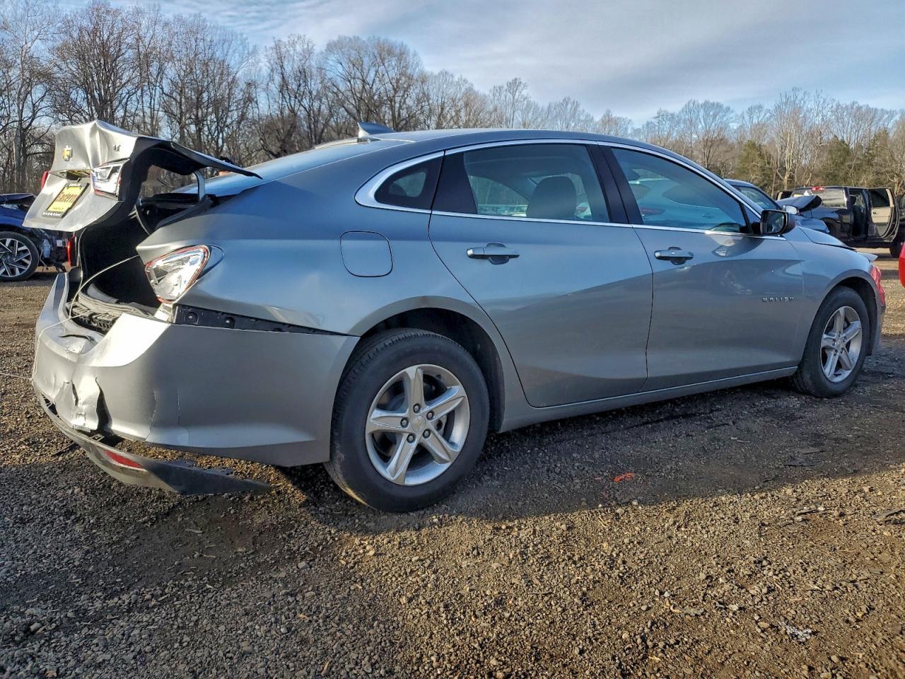 2024 Chevrolet Malibu Lt - zdjęcie 3