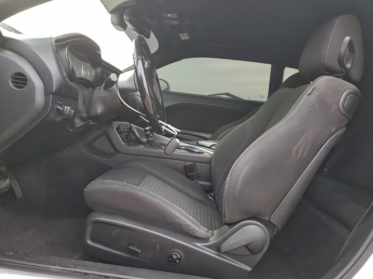 2015 Dodge Challenger Sxt - zdjęcie 7