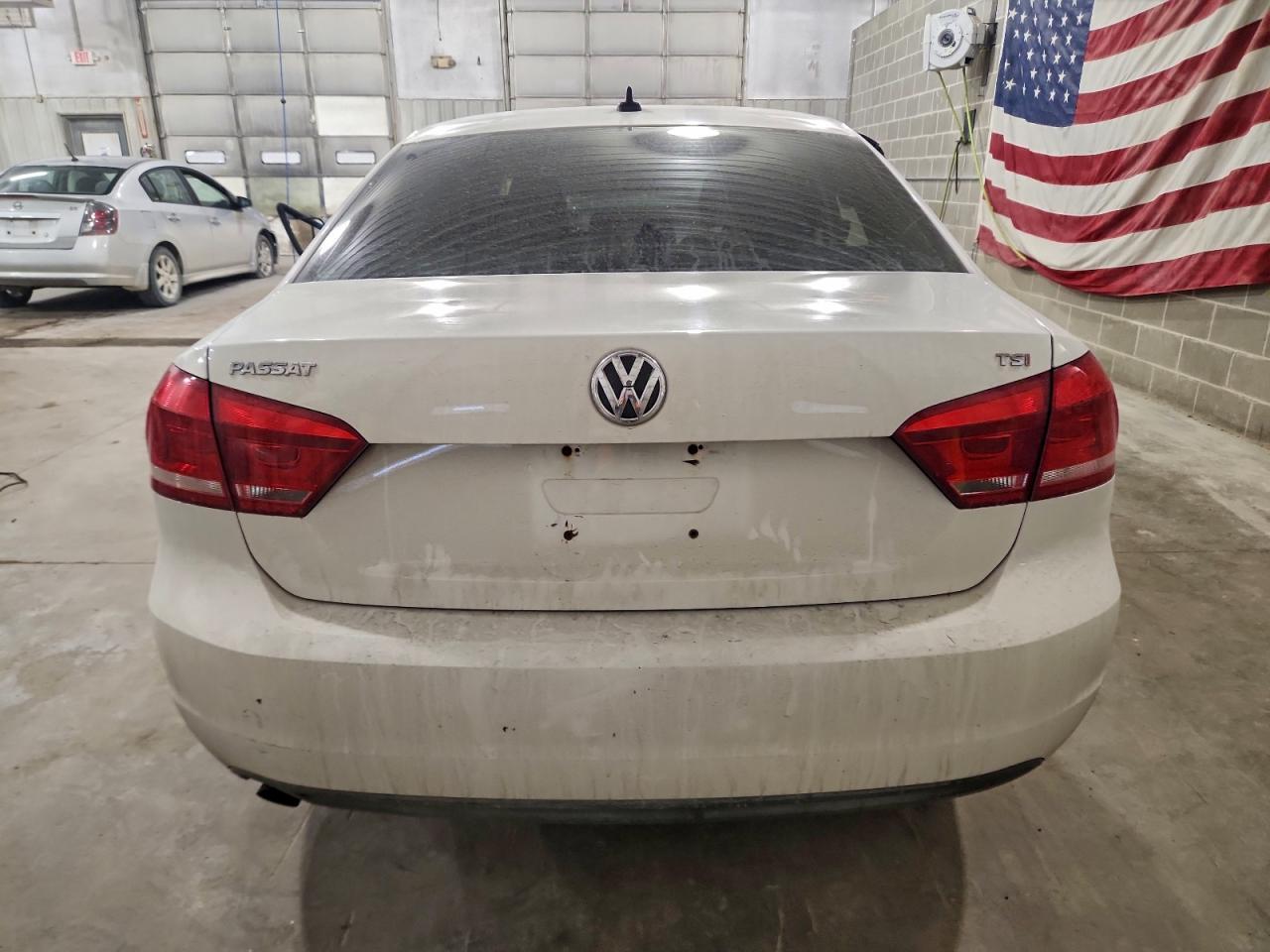 2014 Volkswagen Passat S - zdjęcie 6