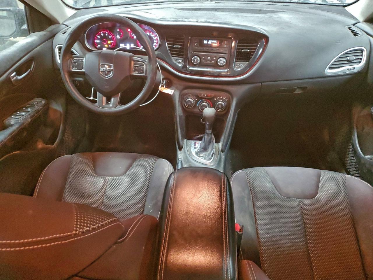 2015 Dodge Dart Sxt - zdjęcie 8