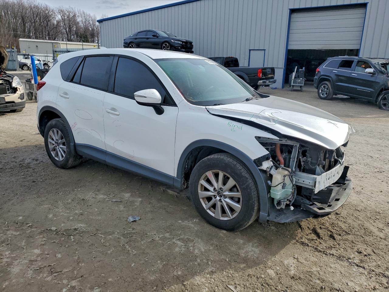 2016 Mazda Cx-5 Sport - zdjęcie 4