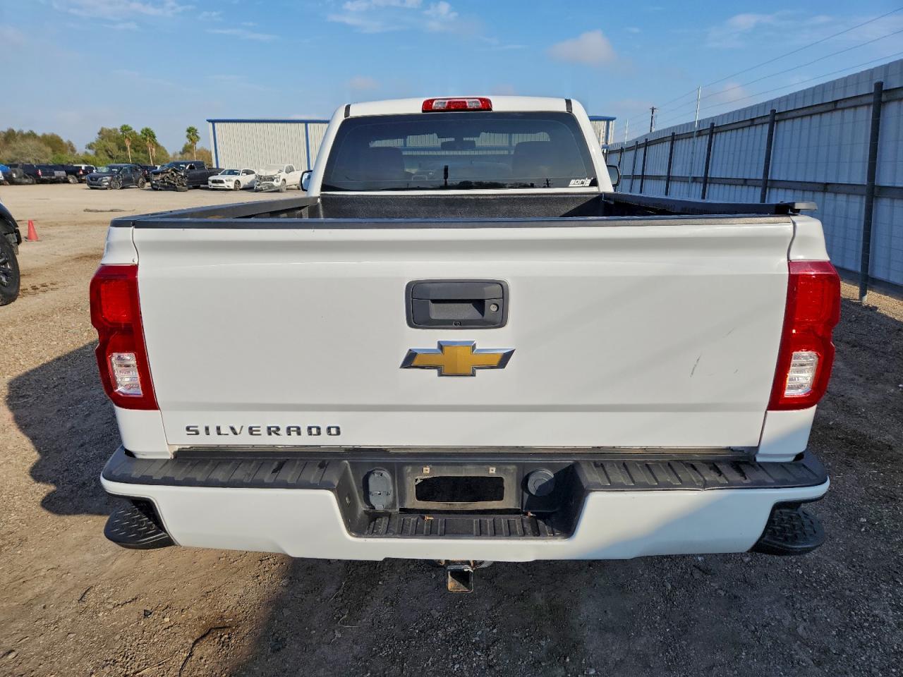 2015 Chevrolet Silverado K1500 - zdjęcie 6
