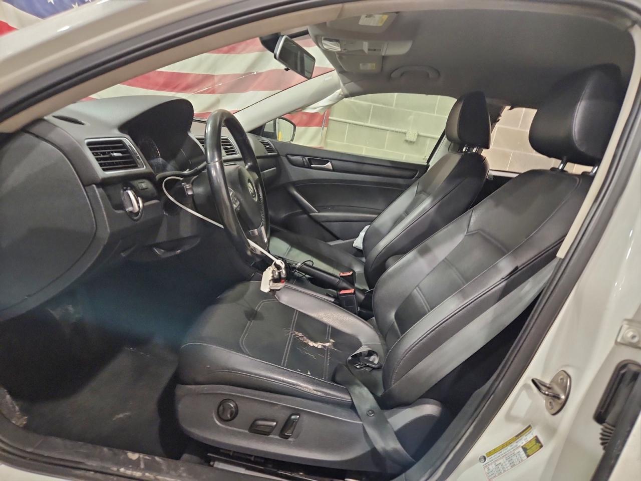 2014 Volkswagen Passat S - zdjęcie 7