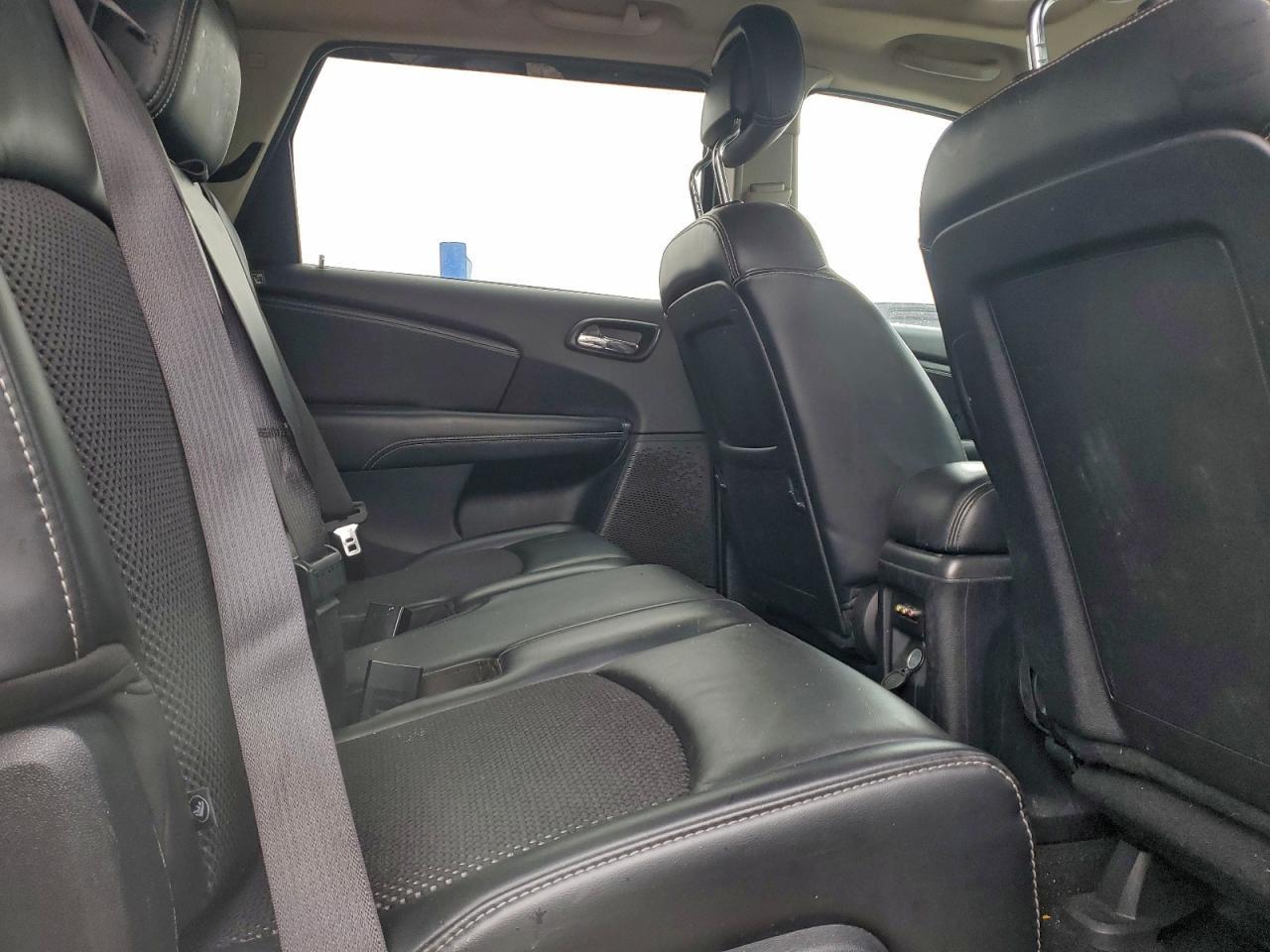 2017 Dodge Journey Crossroad - zdjęcie 11
