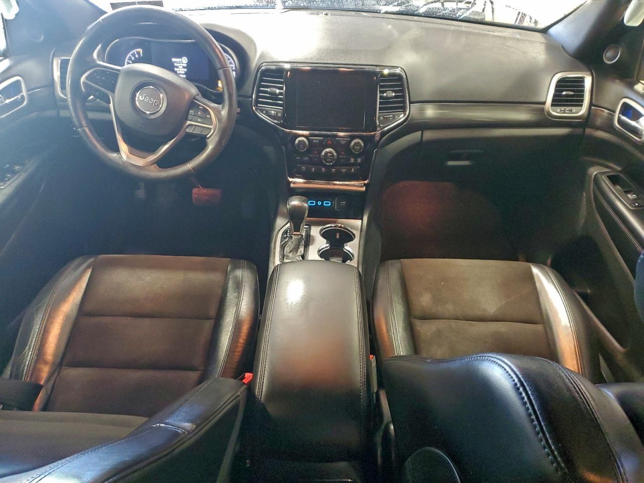 2020 Jeep Grand Cherokee Laredo - zdjęcie 8
