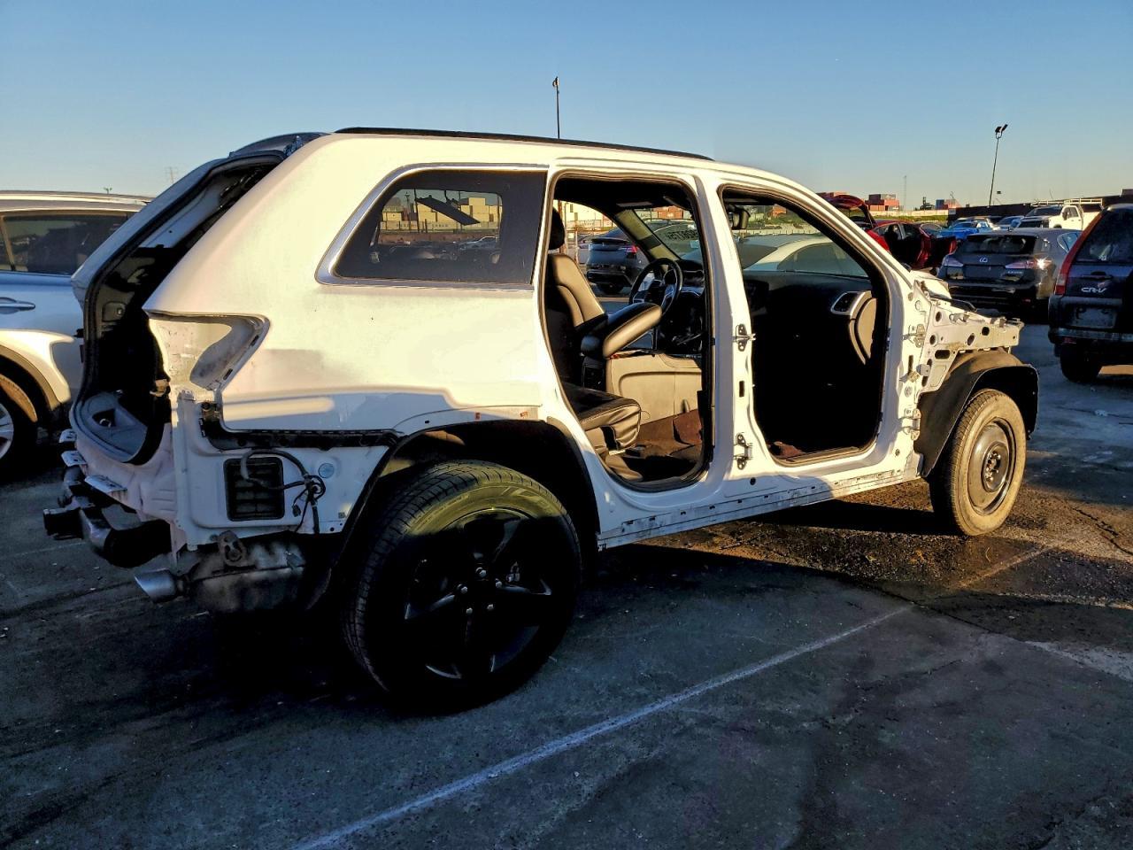 2015 Jeep Grand Cherokee Laredo - zdjęcie 3
