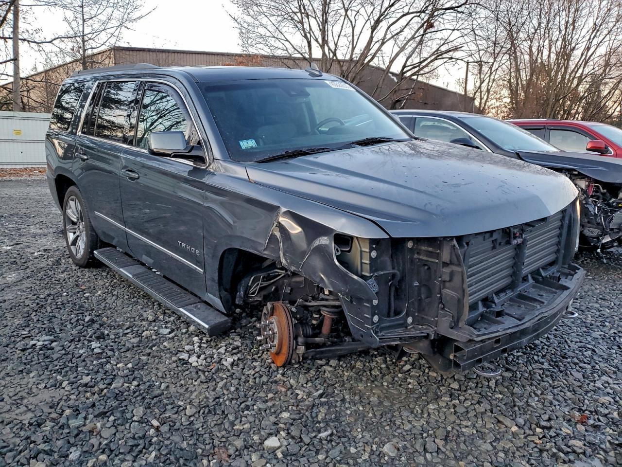 2019 Chevrolet Tahoe K1500 Lt - zdjęcie 4