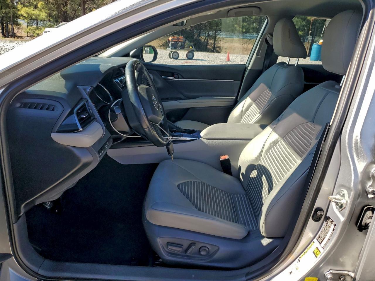2019 Toyota Camry L - zdjęcie 7