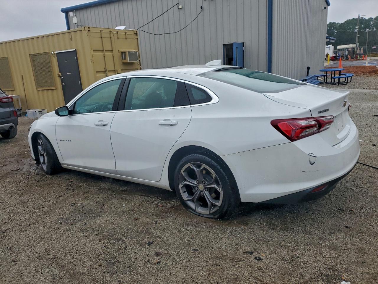 2021 Chevrolet Malibu Lt - zdjęcie 2