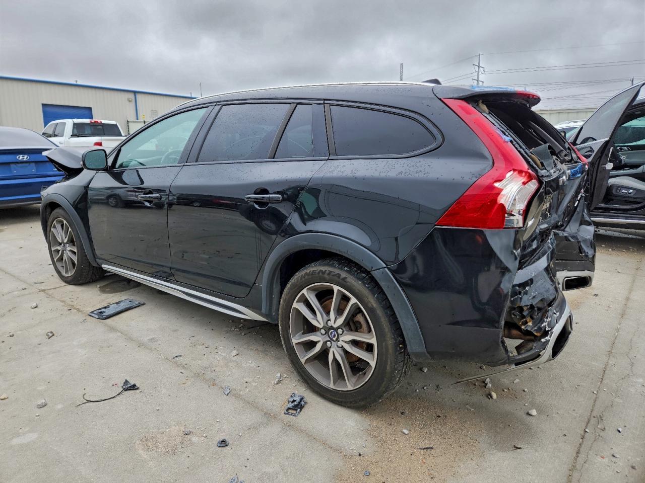 2015 Volvo V60 Cross Country Premier - zdjęcie 2