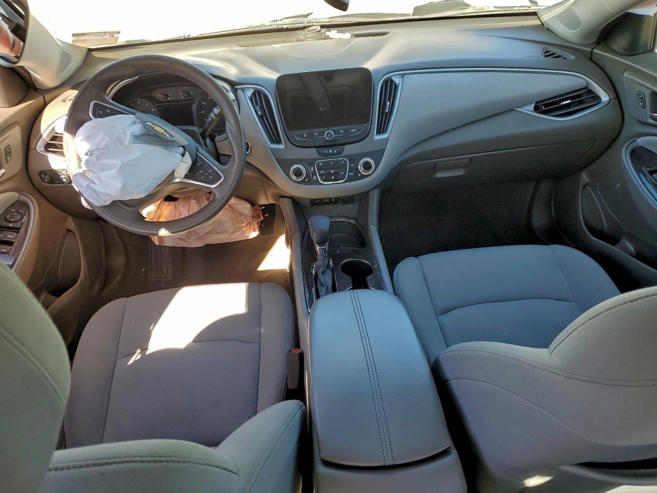 2022 Chevrolet Malibu Lt - zdjęcie 8