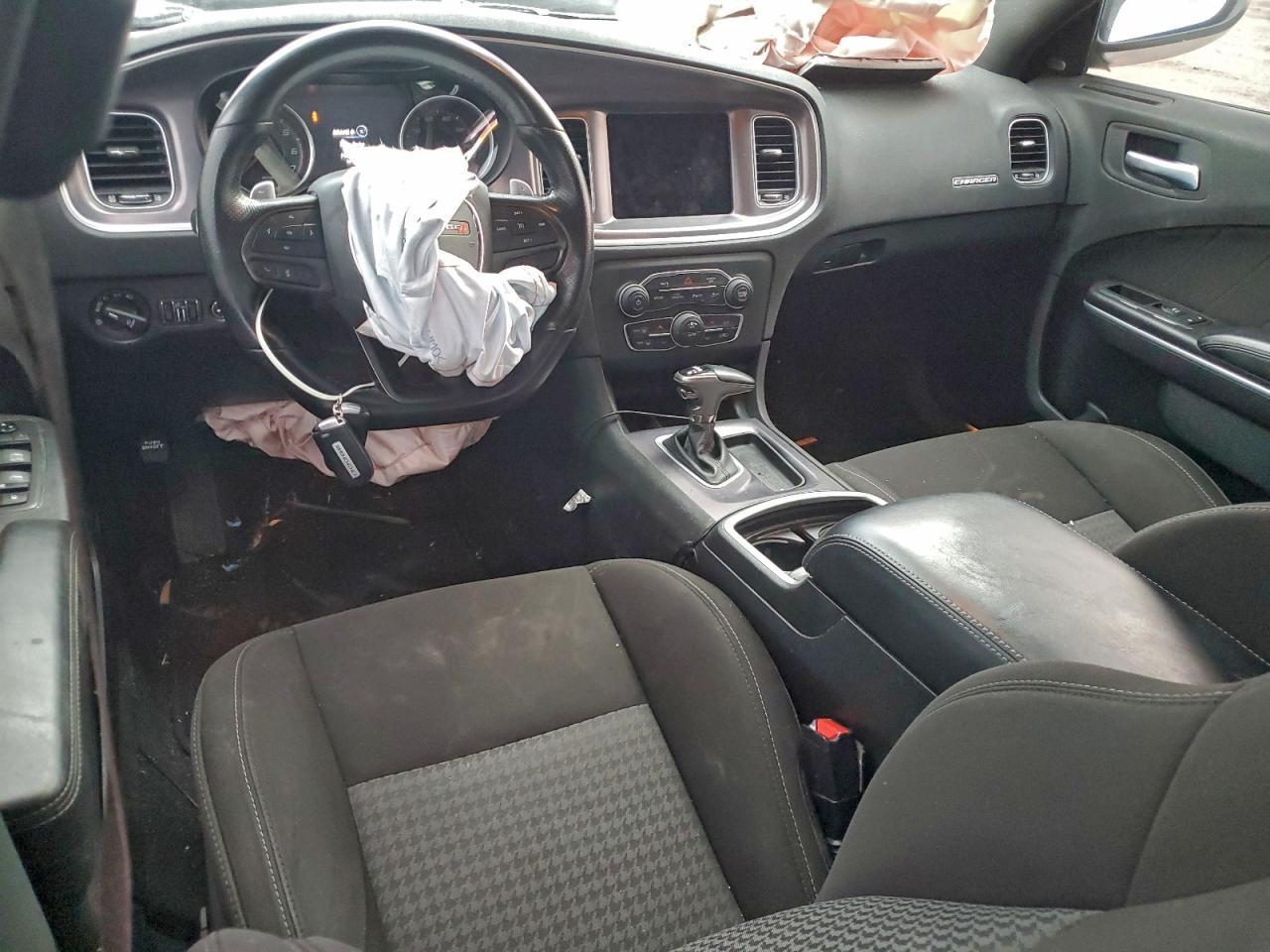 2021 Dodge Charger Gt - zdjęcie 8