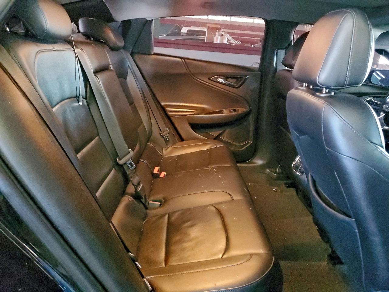 2018 Chevrolet Malibu Hybrid - zdjęcie 10