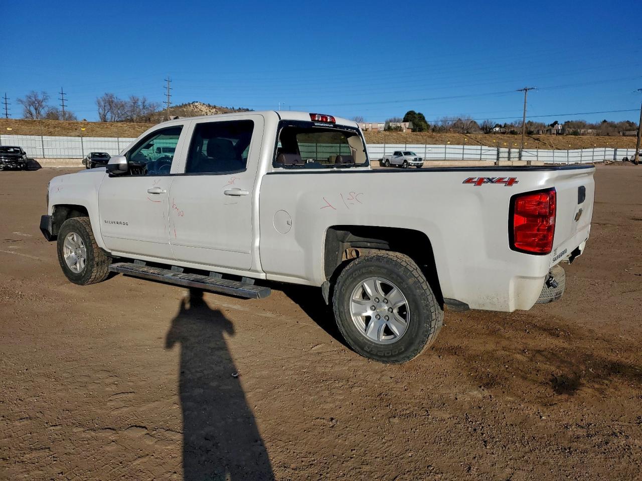 2016 Chevrolet Silverado K1500 Lt - zdjęcie 2