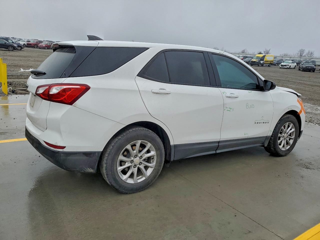 2019 Chevrolet Equinox Ls - zdjęcie 3