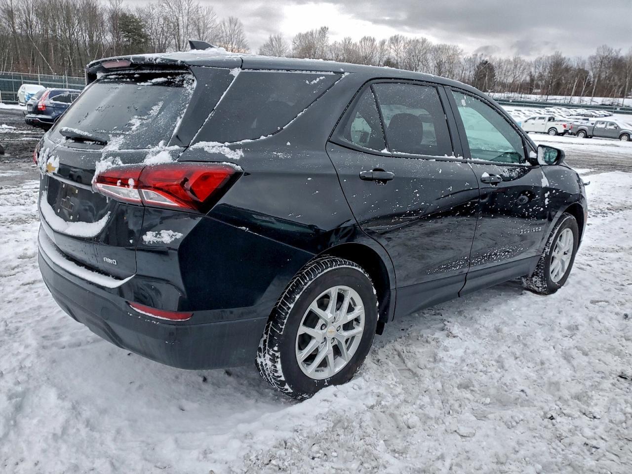 2024 Chevrolet Equinox Ls - zdjęcie 3