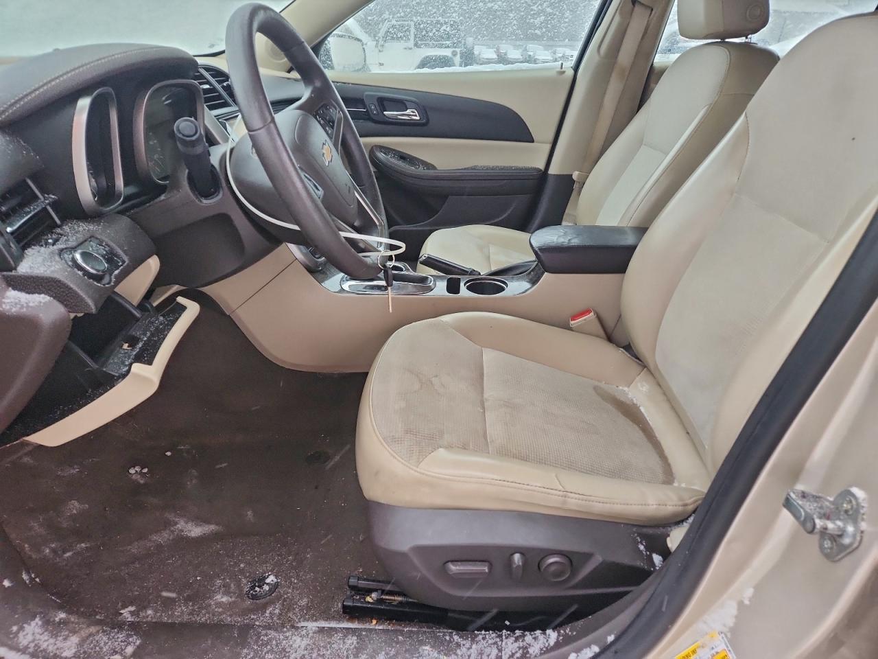 2014 Chevrolet Malibu - zdjęcie 7