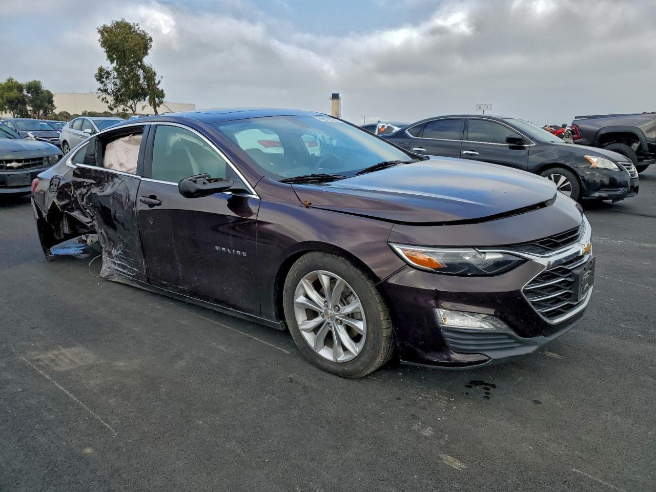 2021 Chevrolet Malibu Lt - zdjęcie 4