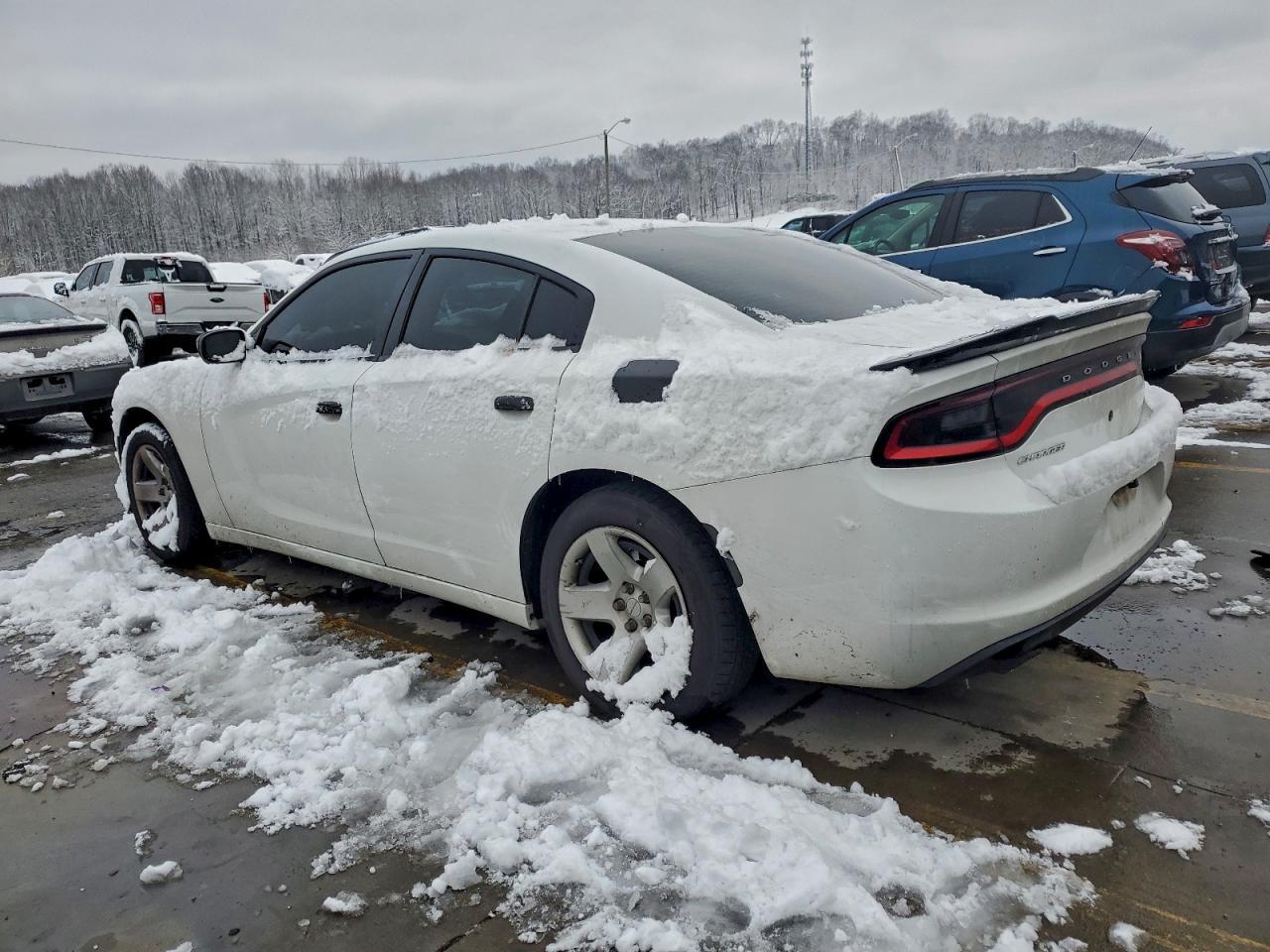 2016 Dodge Charger Police - zdjęcie 2