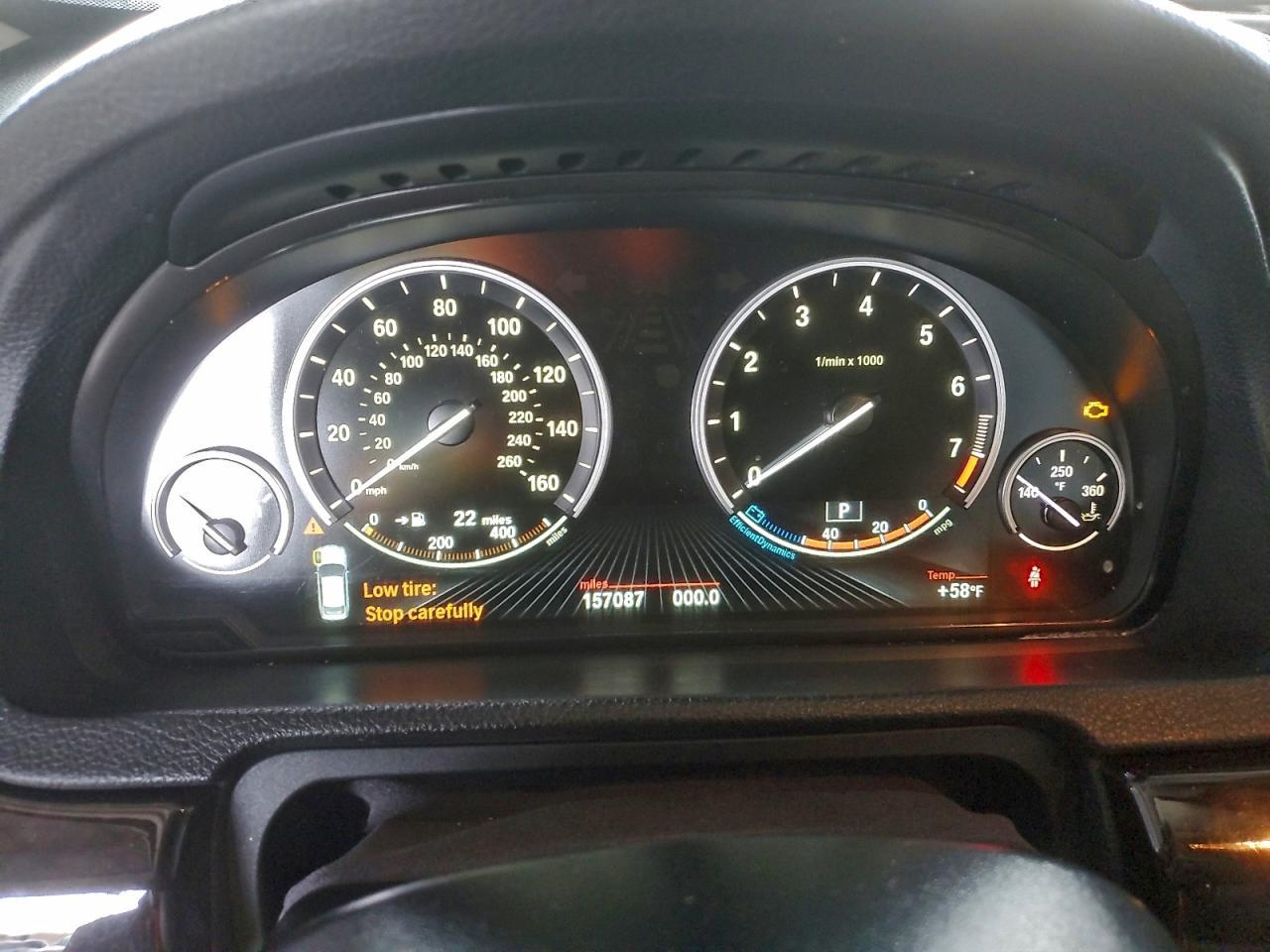 2013 BMW 5 Series - zdjęcie 9