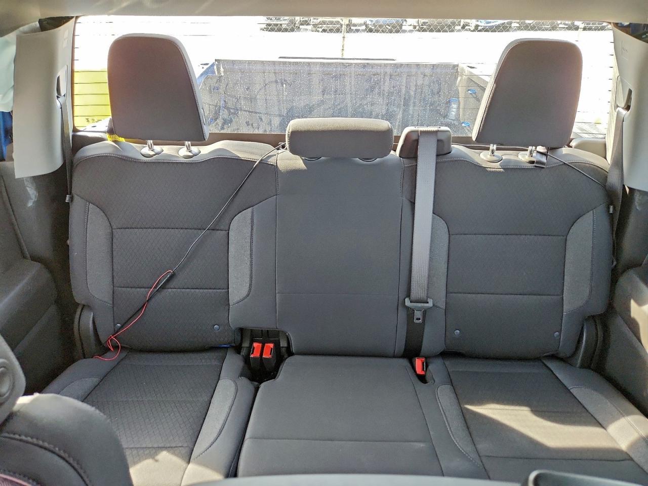 2025 Chevrolet Silverado C1500 Custom - zdjęcie 10