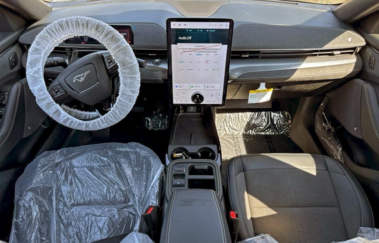 2025 Ford Mustang Mach-E - zdjęcie 9