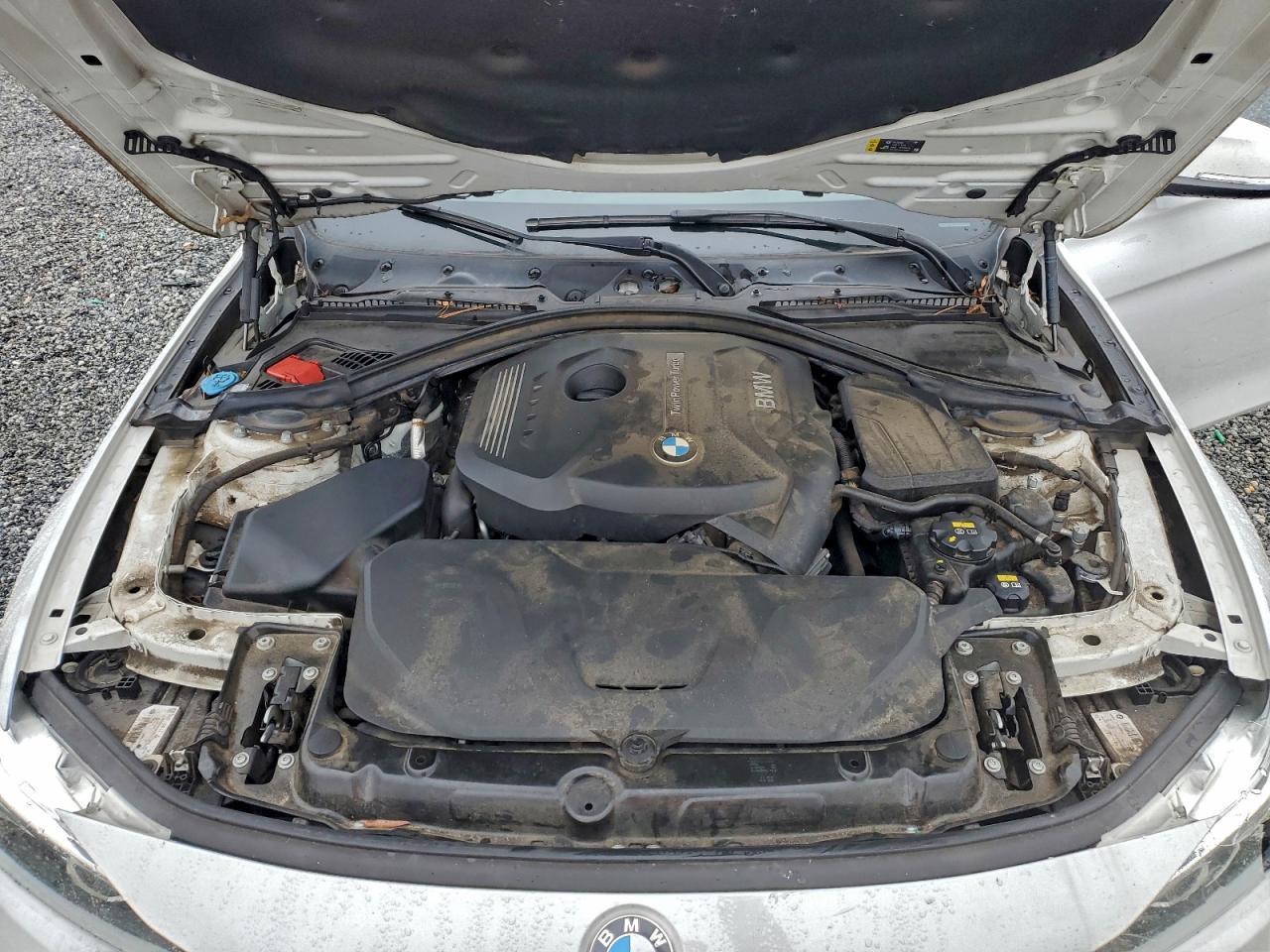 2018 BMW 330 I - zdjęcie 11