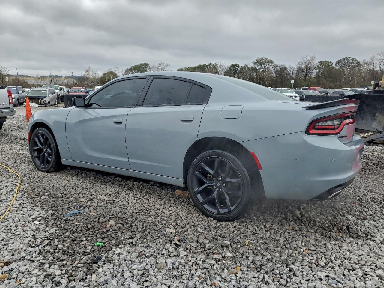 2021 Dodge Charger Sxt - zdjęcie 2