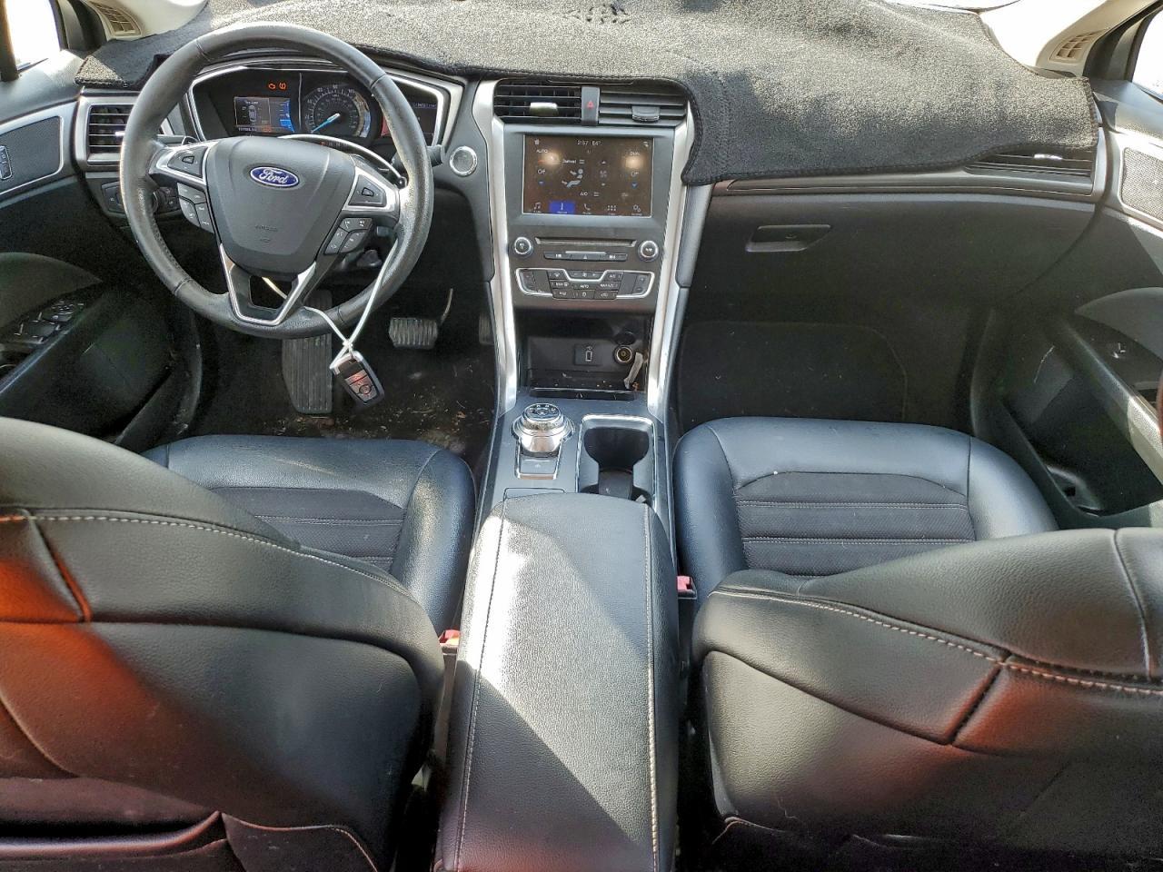 2017 Ford Fusion Se - zdjęcie 8