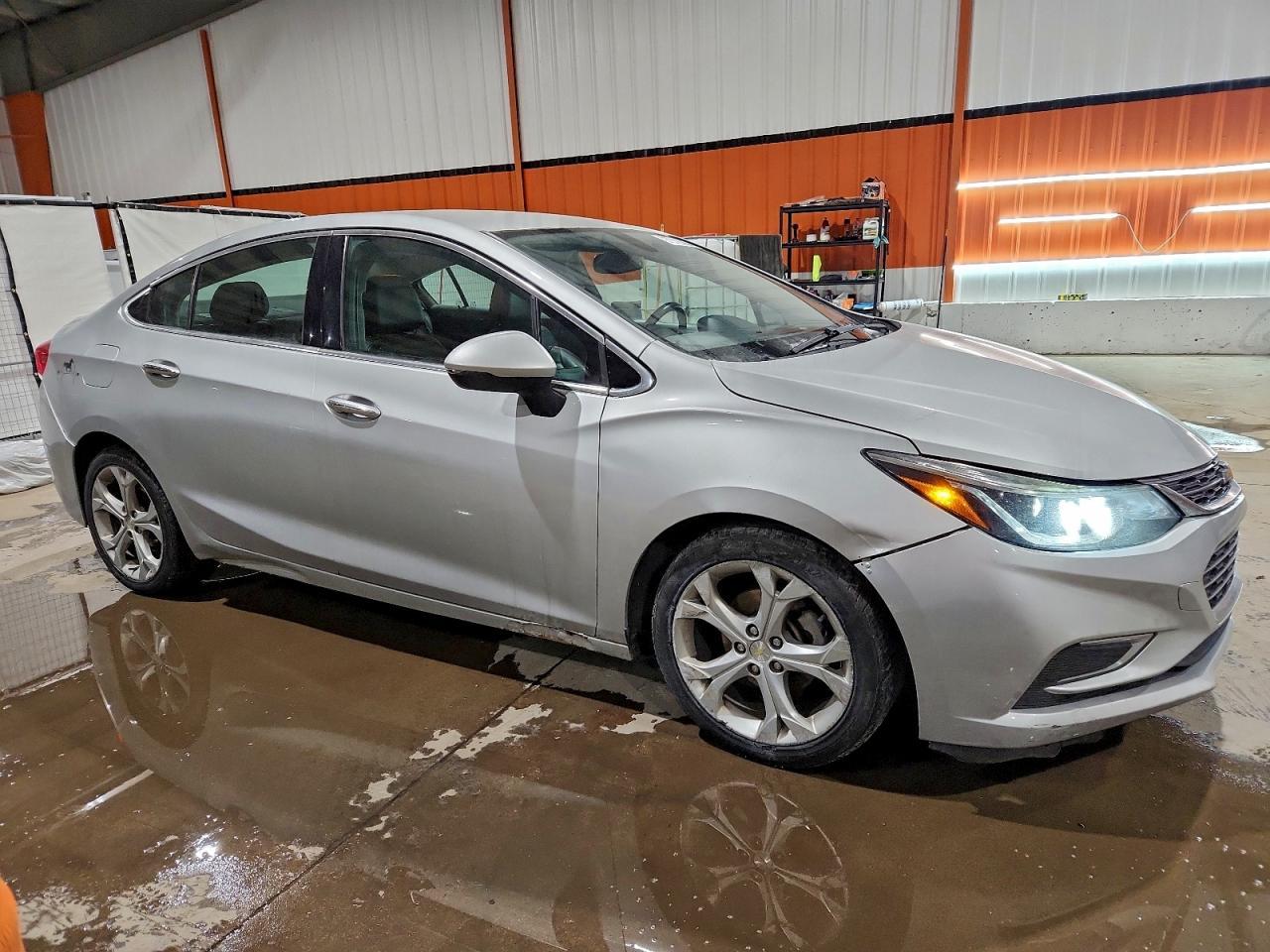2017 Chevrolet Cruze Premier - zdjęcie 4