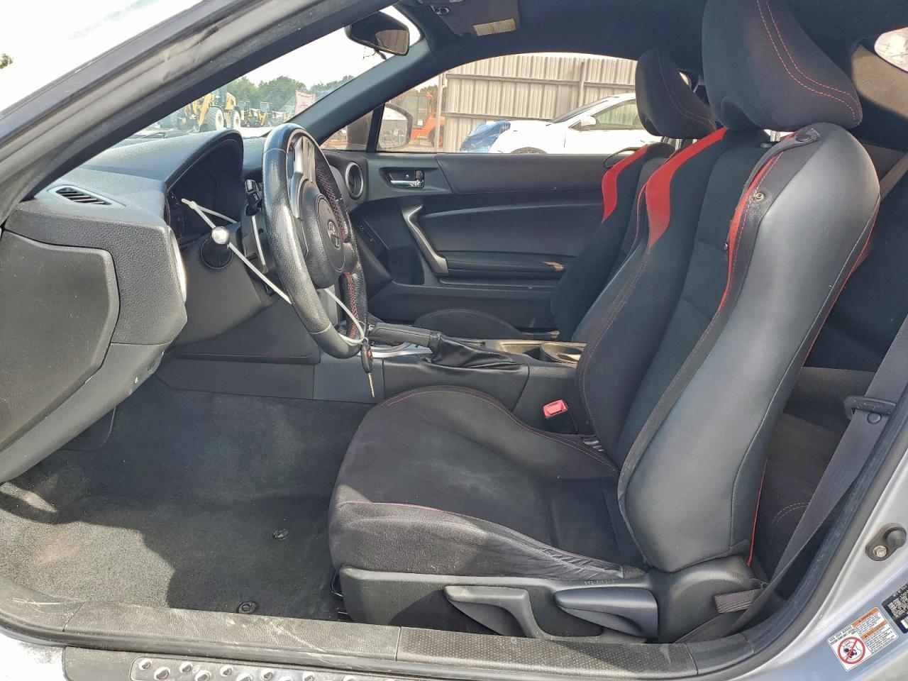 2015 Toyota Scion Fr-S - zdjęcie 7